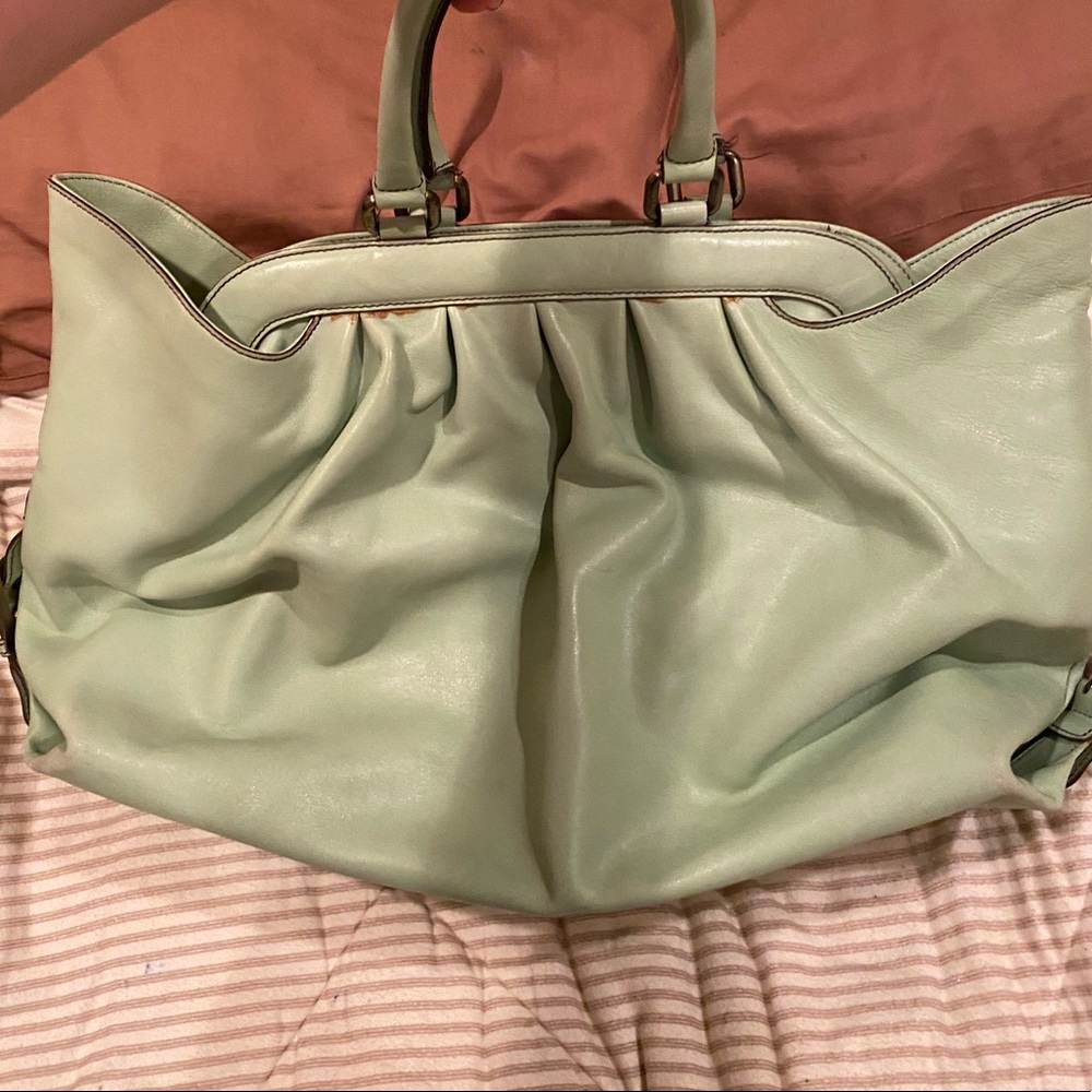 FENDI LEATHER TOTE BAG